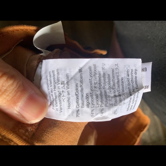 9" Mid-Rise Skinny Jeans: Garment-Dyed Button-Front Edition - Picture 3 of 8